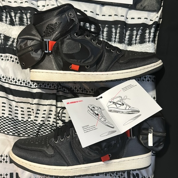 Few pairs for Jordan 1’s BLACK PAIR WORE ONCE THE OTHERS WORE 2x MAX